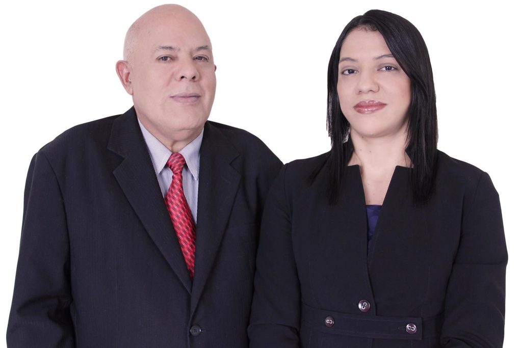 Pastor Ruberval e sua esposa Fernanda Leal